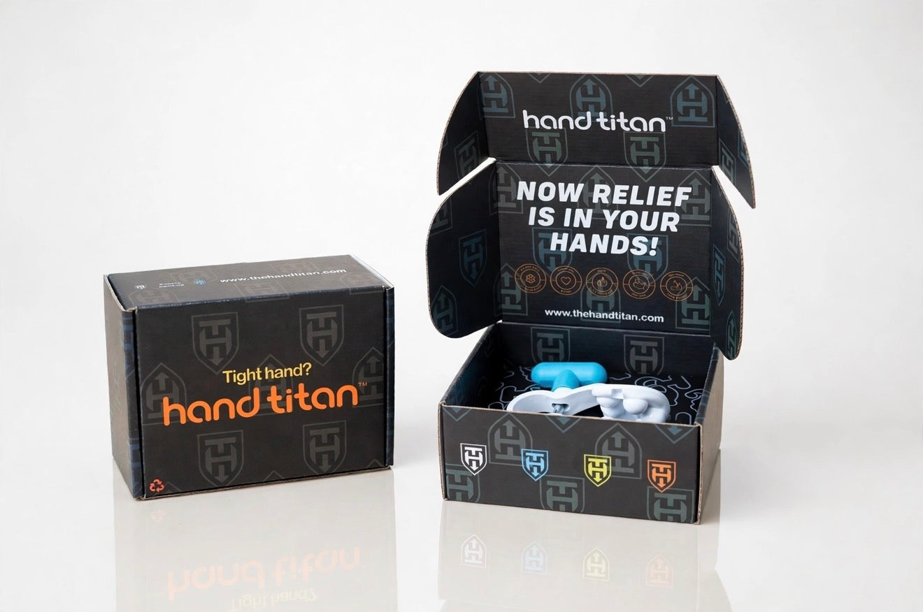 Hand Titan unboxing packaging